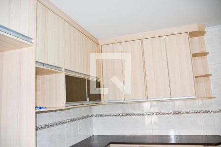 Casa à venda com 432m², 4 quartos e sem vaga Casa à venda com 432m², 4 quartos e sem vagaCozinha