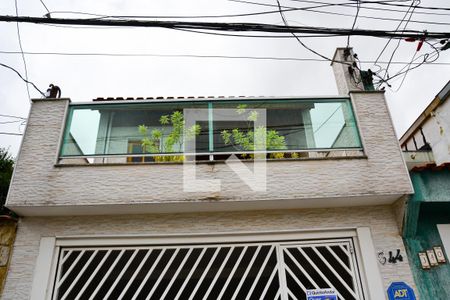 Casa à venda com 432m², 4 quartos e sem vaga Casa à venda com 432m², 4 quartos e sem vagaFachada