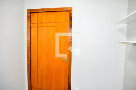 Casa à venda com 432m², 4 quartos e sem vaga Casa à venda com 432m², 4 quartos e sem vagaDispensa