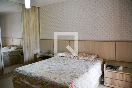 Casa à venda com 432m², 4 quartos e sem vaga Casa à venda com 432m², 4 quartos e sem vagaQuarto