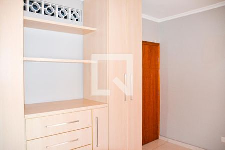 Casa à venda com 432m², 4 quartos e sem vaga Casa à venda com 432m², 4 quartos e sem vagaQuarto