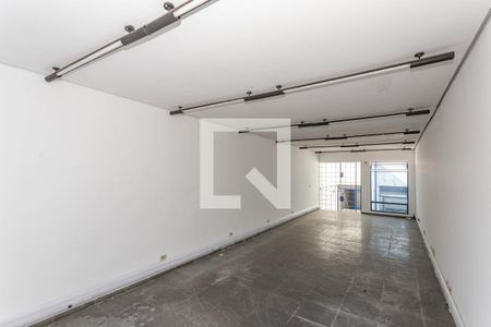 Casa à venda com 300m², 3 quartos e 1 vaga Casa à venda com 300m², 3 quartos e 1 vagaSala
