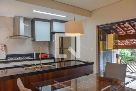 Casa à venda com 92m², 2 quartos e 2 vagas Casa à venda com 92m², 2 quartos e 2 vagasCozinha