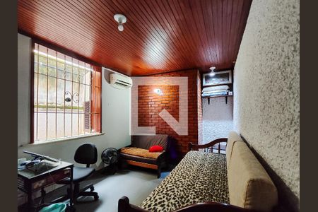 Quarto 1 de casa à venda com 4 quartos, 385m² em Grajaú, Rio de Janeiro