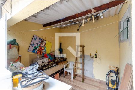 Casa à venda com 120m², 2 quartos e 2 vagasSobrado