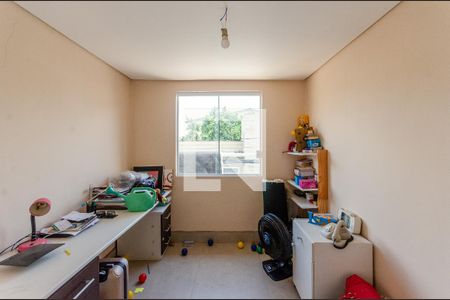 Casa à venda com 120m², 2 quartos e 2 vagasEscritório