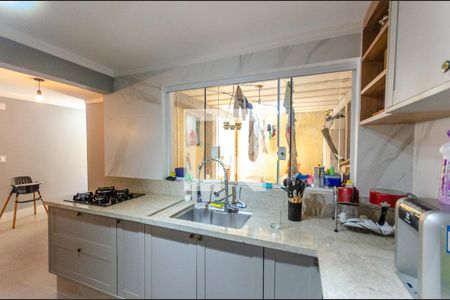 Casa à venda com 120m², 2 quartos e 2 vagasCozinha