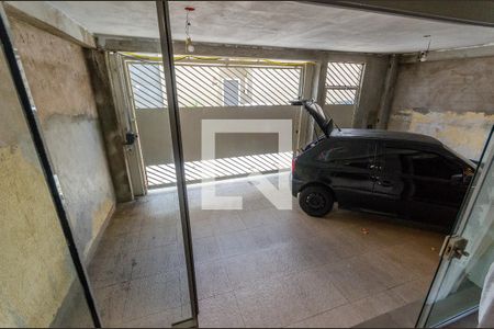 Casa à venda com 120m², 2 quartos e 2 vagasSala