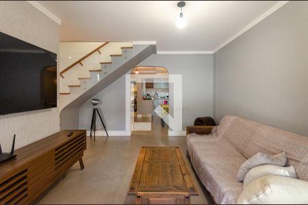 Casa à venda com 120m², 2 quartos e 2 vagasSala