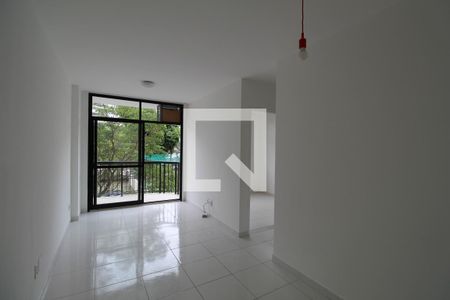 Sala de apartamento para alugar com 3 quartos, 65m² em Jacarepaguá, Rio de Janeiro