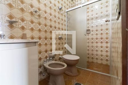 Casa à venda com 314m², 4 quartos e 3 vagasBanheiro da suíte