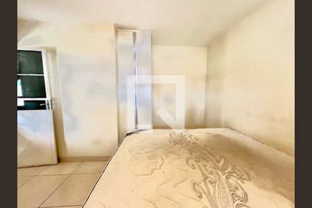 Apartamento à venda com 100m², 3 quartos e 2 vagasQuarto