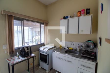 Cozinha de casa para alugar com 1 quarto, 34m² em Cidade Monções, São Paulo