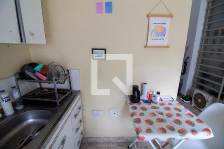 Cozinha de casa para alugar com 1 quarto, 34m² em Cidade Monções, São Paulo