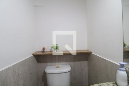 Casa de condomínio à venda com 176m², 4 quartos e 1 vagaLavabo