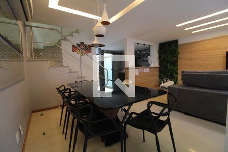 Sala de casa de condomínio à venda com 4 quartos, 176m² em Freguesia (jacarepaguá), Rio de Janeiro