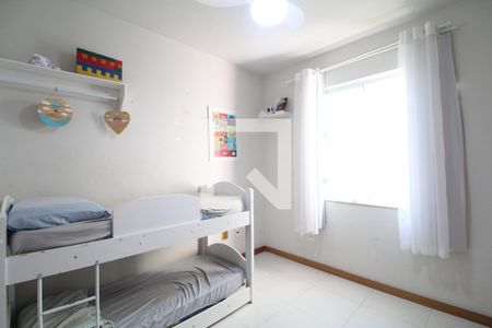 Casa de condomínio à venda com 176m², 4 quartos e 1 vagaSuíte 1