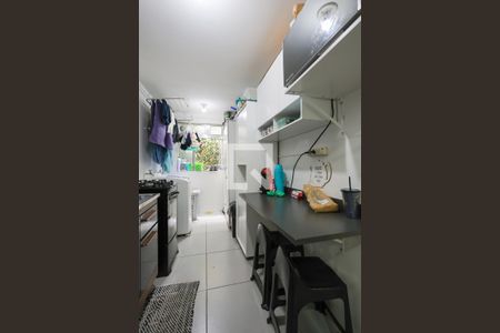 Apartamento à venda com 54m², 2 quartos e 1 vaga Apartamento à venda com 54m², 2 quartos e 1 vagaCozinha e Área de Serviço