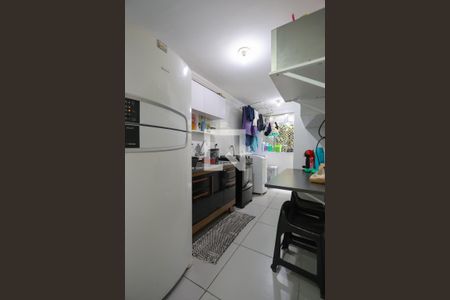 Apartamento à venda com 54m², 2 quartos e 1 vaga Apartamento à venda com 54m², 2 quartos e 1 vagaCozinha e Área de Serviço