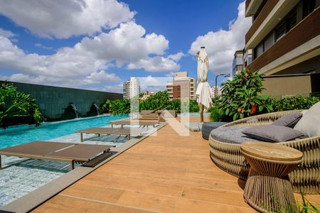 Apartamento à venda com 49m², 1 quarto e 1 vagaÁrea comum - Piscina