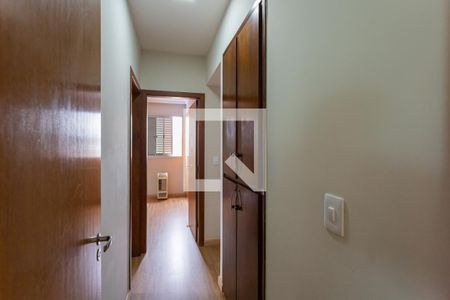 Corredor de apartamento à venda com 4 quartos, 140m² em Nova Floresta, Belo Horizonte