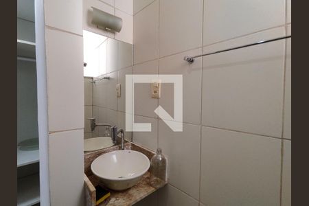 Apartamento à venda com 93m², 3 quartos e 1 vaga Apartamento à venda com 93m², 3 quartos e 1 vagaBanheiro da Suíte