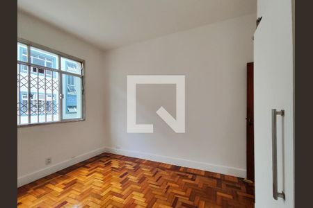 Apartamento à venda com 93m², 3 quartos e 1 vaga Apartamento à venda com 93m², 3 quartos e 1 vagaSuíte