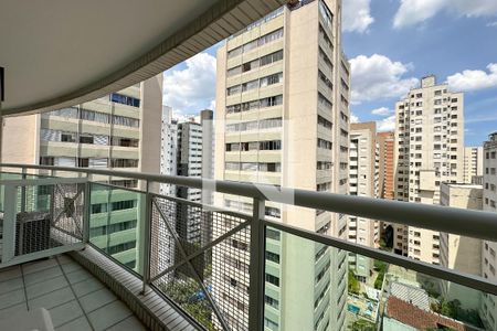 Studio à venda com 30m², 1 quarto e 1 vagaVaranda