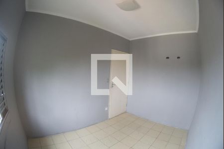 Quarto de casa para alugar com 3 quartos, 150m² em Vila Dalva, São Paulo