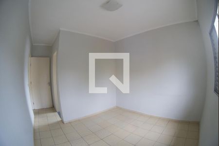 Quarto de casa para alugar com 3 quartos, 150m² em Vila Dalva, São Paulo