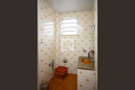 Banheiro de apartamento para alugar com 1 quarto, 50m² em Centro, Niterói