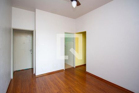 Sala de apartamento para alugar com 1 quarto, 50m² em Centro, Niterói