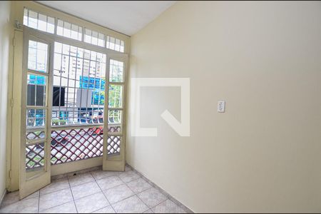 Sala de apartamento à venda com 2 quartos, 110m² em Icaraí, Niterói