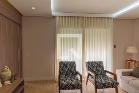 Casa de condomínio à venda com 296m², 3 quartos e 4 vagasSala de TV