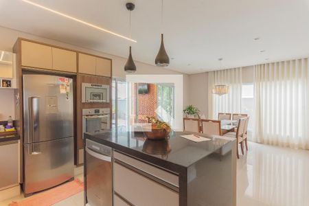 Casa de condomínio à venda com 296m², 3 quartos e 4 vagasCozinha