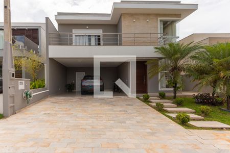 Casa de condomínio à venda com 296m², 3 quartos e 4 vagasFachada