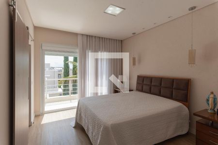 Casa de condomínio à venda com 296m², 3 quartos e 4 vagasSuíte 1