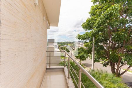 Casa de condomínio à venda com 296m², 3 quartos e 4 vagasSala de TV