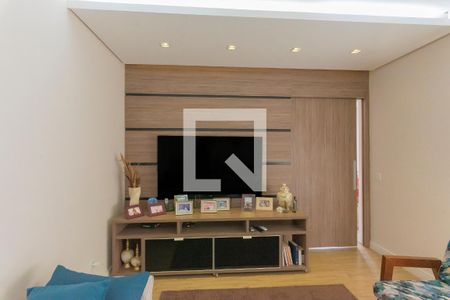 Casa de condomínio à venda com 296m², 3 quartos e 4 vagasSala de TV