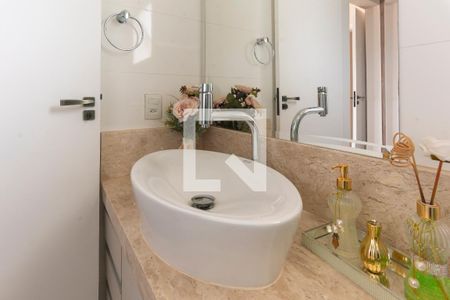 Casa de condomínio à venda com 296m², 3 quartos e 4 vagasBanheiro da Suíte 3