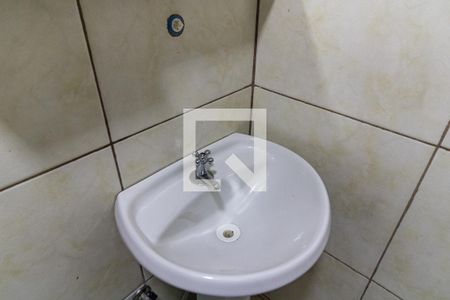 Banheiro de apartamento para alugar com 1 quarto, 30m² em Aclimação, São Paulo