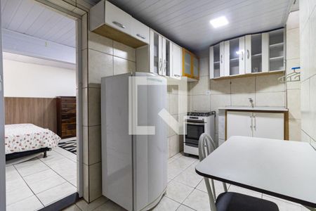 Cozinha de apartamento para alugar com 1 quarto, 30m² em Aclimação, São Paulo