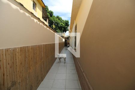 Casa à venda com 191m², 5 quartos e 3 vagasÁrea comum- Corredor lateral