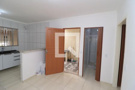 Casa à venda com 150m², 4 quartos e 1 vagaSala de TV