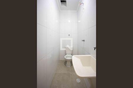 Banheiro de kitnet/studio para alugar com 1 quarto, 26m² em Conceição, Diadema