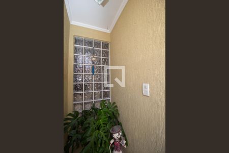 Casa à venda com 183m², 3 quartos e 2 vagas Casa à venda com 183m², 3 quartos e 2 vagasHall de Entrada