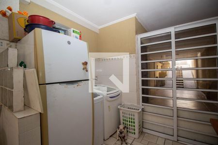 Casa à venda com 183m², 3 quartos e 2 vagas Casa à venda com 183m², 3 quartos e 2 vagasÁrea de Serviço