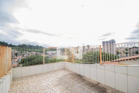 Casa à venda com 183m², 3 quartos e 2 vagas Casa à venda com 183m², 3 quartos e 2 vagasTerraço