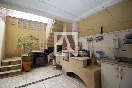 Casa à venda com 183m², 3 quartos e 2 vagas Casa à venda com 183m², 3 quartos e 2 vagasChurrasqueira