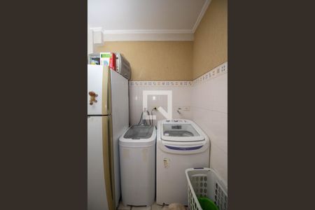 Casa à venda com 183m², 3 quartos e 2 vagas Casa à venda com 183m², 3 quartos e 2 vagasÁrea de Serviço